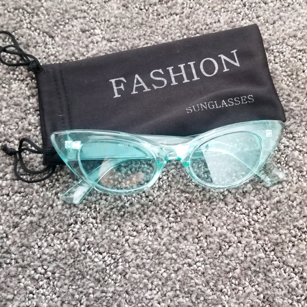 Aqua Cateye Sunglasses